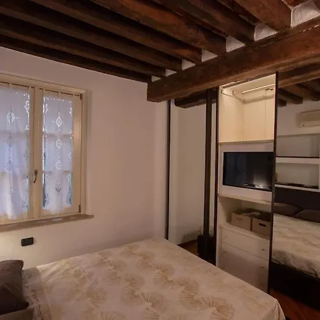 Apartamento Carlo & Dany Piano Terra In Centro Con Giardino *