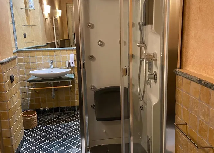 Carlo & Dany Piano Terra In Centro Con Giardino Daire