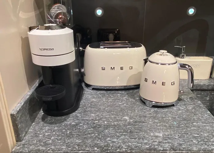 Lejlighed Carlo & Dany Piano Terra In Centro Con Giardino Parma