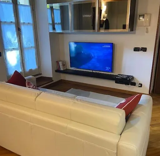 Lejlighed Carlo & Dany Piano Terra In Centro Con Giardino Parma