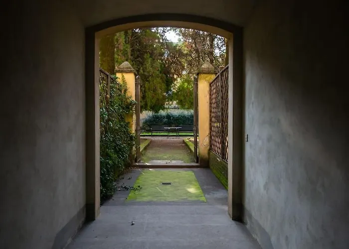Carlo & Dany Piano Terra In Centro Con Giardino Daire