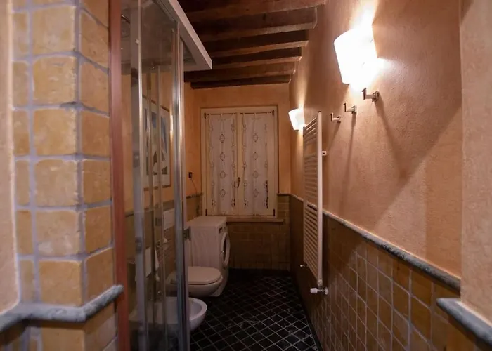 Carlo & Dany Piano Terra In Centro Con Giardino Lejlighed